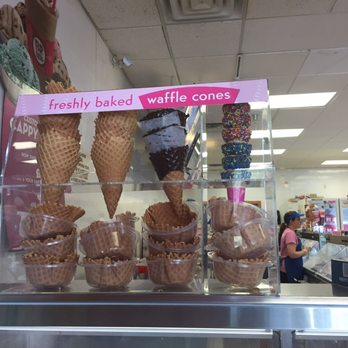 Baskin-Robbins - A real Baskin Robbins! I hate Dunkin' Donuts establishments - Ice Cream & Frozen Yogurt Near Me - Pensacola, Florida Baskin-Robbins - A real Baskin Robbins! I hate Dunkin' Donuts establishments - Ice Cream & Frozen Yogurt Near Me - Pensacola, Florida