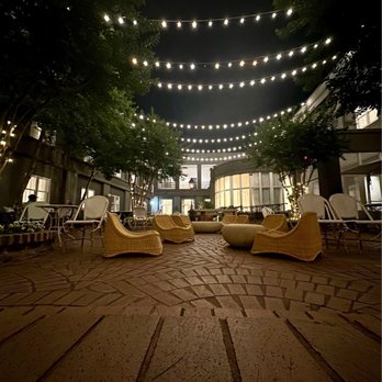 Kimpton Brice Hotel - Brice central courtyard. - Hotels Near Me - Savannah, Georgia