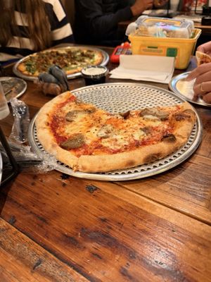 NEONY Pizza Works by null