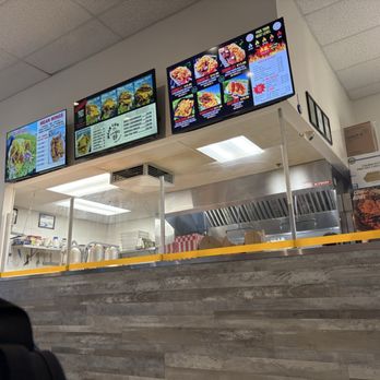 Mean Chix - Inside the counter - Chicken Wings Near Me - Lynwood, California
