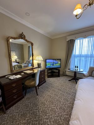Glenlo Abbey Hotel and Estate by null