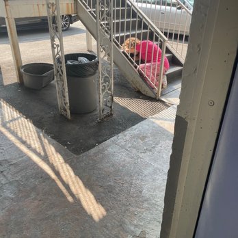 Motel 6 - Elizabeth - Crackhead sleeping outside room door - Hotels Near Me - Elizabeth, New Jersey Motel 6 - Elizabeth - Crackhead sleeping outside room door - Hotels Near Me - Elizabeth, New Jersey