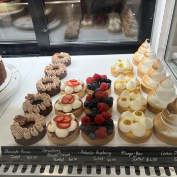 Nonni Cafe & Bakery - Pastries - Cafes Near Me - Toronto, Ontario Nonni Cafe & Bakery - Pastries - Cafes Near Me - Toronto, Ontario