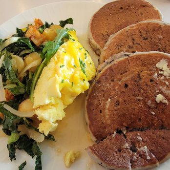 The Centurion Lounge - Sausage potatoes and greens, with scrambled eggs, and blueberry pancake. - Airport Lounges Near Me - Las Vegas, Nevada The Centurion Lounge - Sausage potatoes and greens, with scrambled eggs, and blueberry pancake. - Airport Lounges Near Me - Las Vegas, Nevada