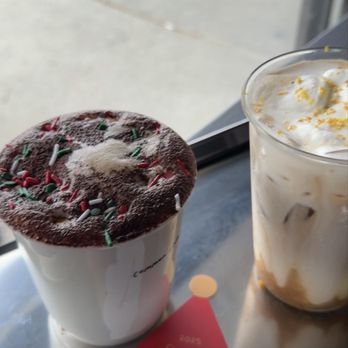 Common Coffee & Cocktails - I'm not a donut latte - Cocktail Bars Near Me - Atlanta, Georgia Common Coffee & Cocktails - I'm not a donut latte - Cocktail Bars Near Me - Atlanta, Georgia