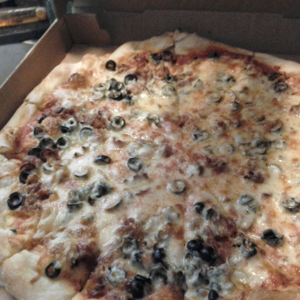Carbonara's - bacon and black olive pizza - Pizza Near Me - Pittsburgh, Pennsylvania Carbonara's - bacon and black olive pizza - Pizza Near Me - Pittsburgh, Pennsylvania