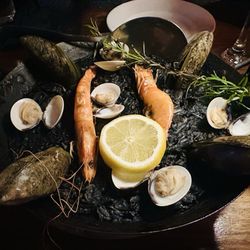 Little Madrid Tapas Cafe - Paella Negra