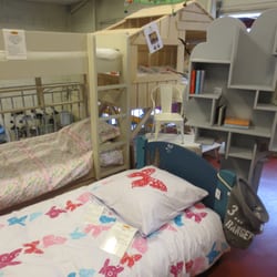Le Pin d'Epice - À l'étage, on trouve des choses intéressantes pour la chambre des enfants