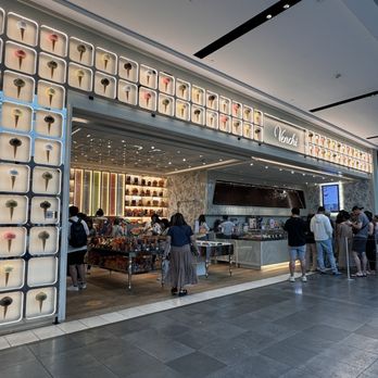 Venchi - *Fancy* - Gelato Near Me - Santa Clara, California Venchi - *Fancy* - Gelato Near Me - Santa Clara, California
