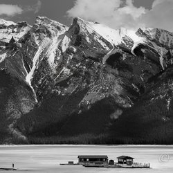 Lu Ross Photography - Lake Minnewanka, Canada