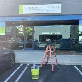 Waves Window Washing - Window Washing Near Me - Carlsbad, California Waves Window Washing - Window Washing Near Me - Carlsbad, California