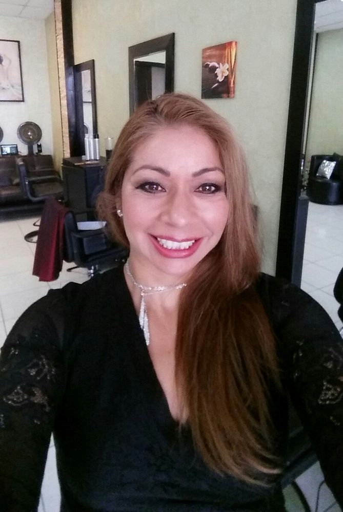 DESIRE SKIN AND HAIR CARE 213 N Barton St, Grapevine, Texas Skin