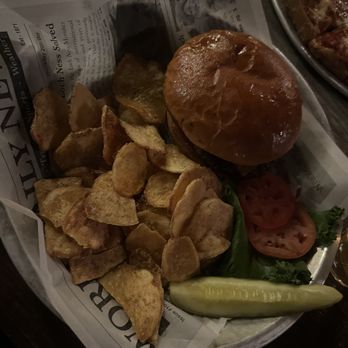 Harpoon Willie's - Harpoon Willie burger with chips - American Near Me - Williams Bay, Wisconsin Harpoon Willie's - Harpoon Willie burger with chips - American Near Me - Williams Bay, Wisconsin