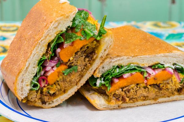 Cholita Linda by null