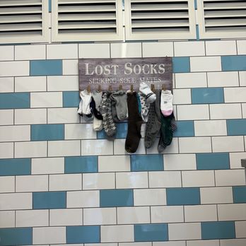 Launderette - Laundromat Near Me - London, XGL Launderette - Laundromat Near Me - London, XGL