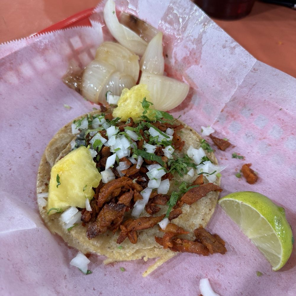 Tacos Chencho - Al pastor taco - Food Trucks Near Me - San Jose, California Tacos Chencho - Al pastor taco - Food Trucks Near Me - San Jose, California