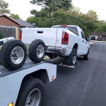 Kenly Friendly Call Towing - wheel lift towing - Towing Near Me - Homestead, Florida Kenly Friendly Call Towing - wheel lift towing - Towing Near Me - Homestead, Florida