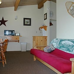 Western Riviera Lakeside Lodging & Events - Large Lakeside Cabins