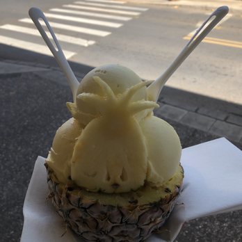 Maui Pineapple Store - Frozen Maui Pineapple - Accessories Near Me - Lahaina, Hawaii