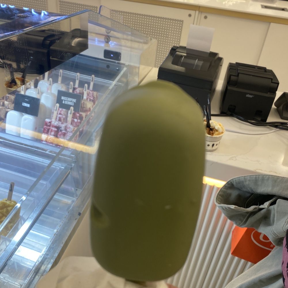 Pistachio gelato pop Pistachio gelato pop