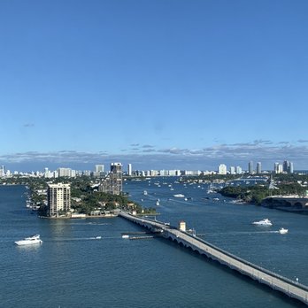 Miami Marriott Biscayne Bay - Bay view room - Hotels Near Me - Miami, Florida Miami Marriott Biscayne Bay - Bay view room - Hotels Near Me - Miami, Florida