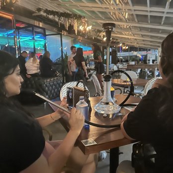 Greenhouse Kitchen + Bar - Cocktail Bars Near Me - Vienna, Virginia