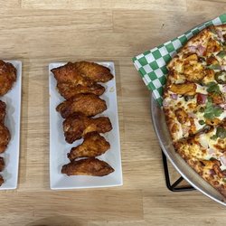 Pizza Twist - Chicken Achari Pizzatwist and tikka masala wings