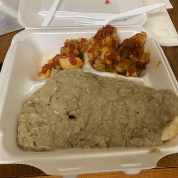 Table Talk - Sausage Gravy on Biscuits - American Near Me - Alexandria, Virginia Table Talk - Sausage Gravy on Biscuits - American Near Me - Alexandria, Virginia