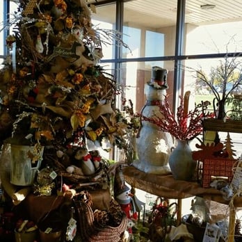 Murdock Hometown Pharmacy - Holiday Display At Murdock Hometown Pharmacy - Drugstores Near Me - Oshkosh, Wisconsin Murdock Hometown Pharmacy - Holiday Display At Murdock Hometown Pharmacy - Drugstores Near Me - Oshkosh, Wisconsin