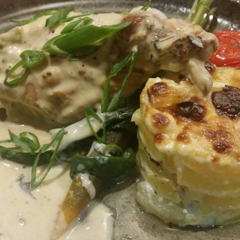 Cook'n With Class - Our meal: rabbit with sauce, carrots and potato au gratin. - Cooking Schools Near Me - Paris, 75