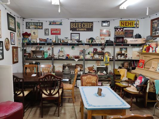 Mary's Market by null