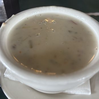 Lasse's Restaurant - New England clam chowder - Seafood Near Me - Milford, Connecticut Lasse's Restaurant - New England clam chowder - Seafood Near Me - Milford, Connecticut