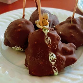 Debi's Restaurant - Bon Bons - American Near Me - Savannah, Georgia Debi's Restaurant - Bon Bons - American Near Me - Savannah, Georgia