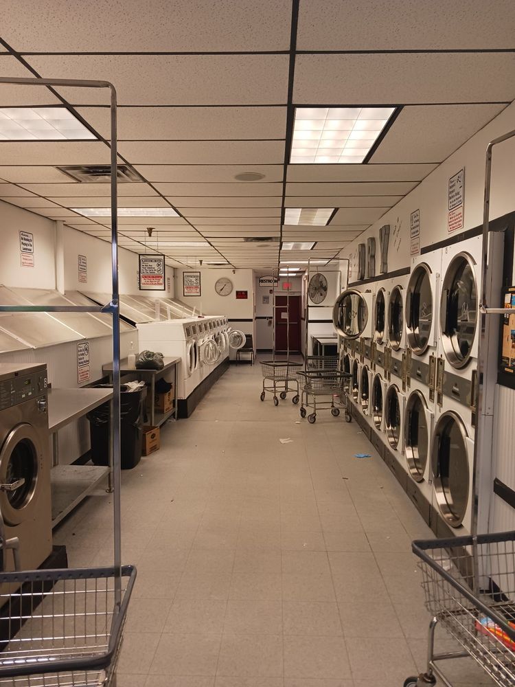 WASH MONSTER TOO Updated September 2024 10 Photos 1740 Greensburg