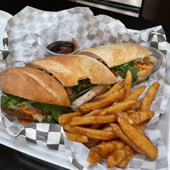 Sunset Phở Caffe - Best bahn mi in Chicago - Lounges Near Me - Chicago, Illinois Sunset Phở Caffe - Best bahn mi in Chicago - Lounges Near Me - Chicago, Illinois