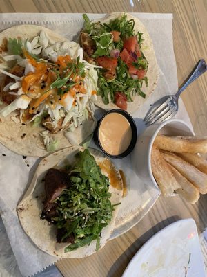 Taqueria Tsunami by null