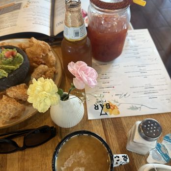 Pradera Brunch - Fresh flowers - Breakfast & Brunch Near Me - Baldwin Park, California Pradera Brunch - Fresh flowers - Breakfast & Brunch Near Me - Baldwin Park, California