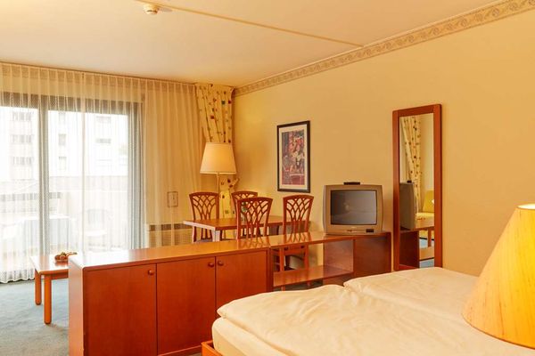 H4 Hotel Arcadia Locarno by null