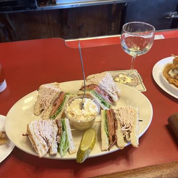 RUTT’S HUT - Updated April 2025 - 1142 Photos & 1454 Reviews - 417 ...