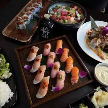 Miyako Restaurant - Salmon, Yellowtail, Albacore Nigiri - Sushi Bars Near Me - Santa Monica, California Miyako Restaurant - Salmon, Yellowtail, Albacore Nigiri - Sushi Bars Near Me - Santa Monica, California