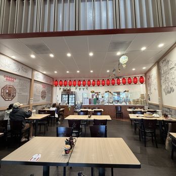 Sunny Dumpling House - Main dining area - Chinese Near Me - Lake Forest, California Sunny Dumpling House - Main dining area - Chinese Near Me - Lake Forest, California