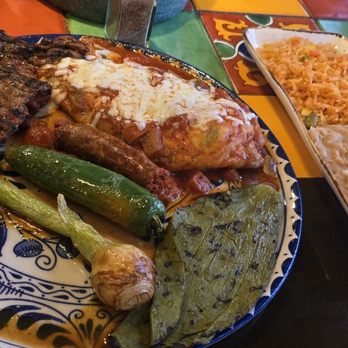 Guadalajara Grill - Las margaritas de mango deliciosas - Mexican Near Me - Baldwin Park, California Guadalajara Grill - Las margaritas de mango deliciosas - Mexican Near Me - Baldwin Park, California