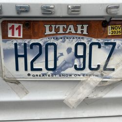 License plate not secure, rusty bolts, we taped to prevent it falling off at highway speeds.