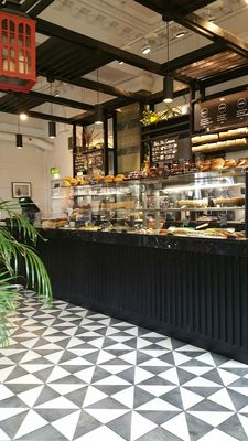 Cafe Noir by null