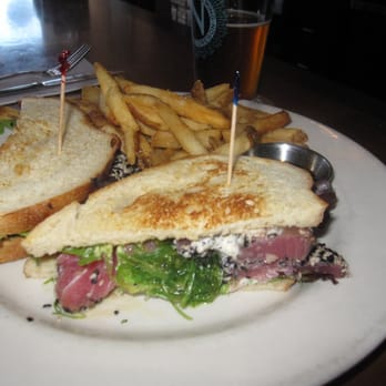 Collins Pub - Ahi sandwich - Pubs Near Me - Seattle, Washington