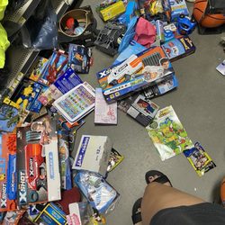 Dollar General - Trash