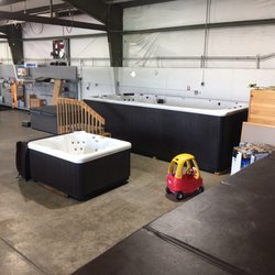 Hot Tub Factory Outlet