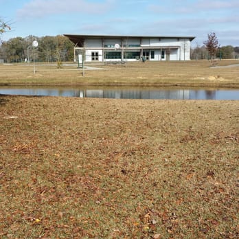 Flanacher Park Disc Golf Course - Recreation Center near park entrance. - Disc Golf Near Me - Zachary, Louisiana Flanacher Park Disc Golf Course - Recreation Center near park entrance. - Disc Golf Near Me - Zachary, Louisiana