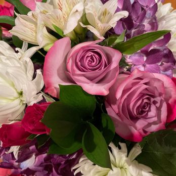 Fantasy Florist & Flower Delivery - Gorgeous! - Florists Near Me - Chantilly, Virginia