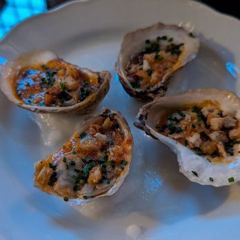 Swan Room - Grilled Oyster - Bars Near Me - New York, New York Swan Room - Grilled Oyster - Bars Near Me - New York, New York